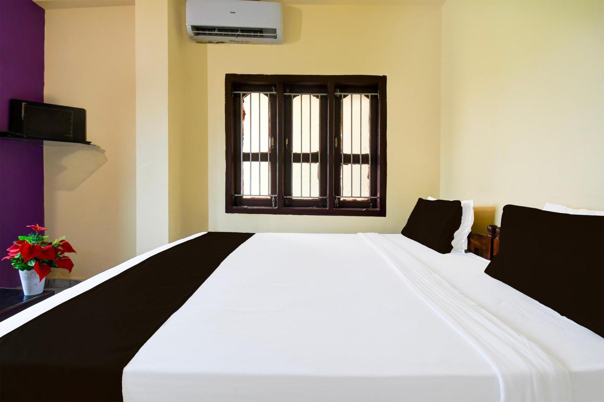 Hotel O Priti Villa Puri Esterno foto